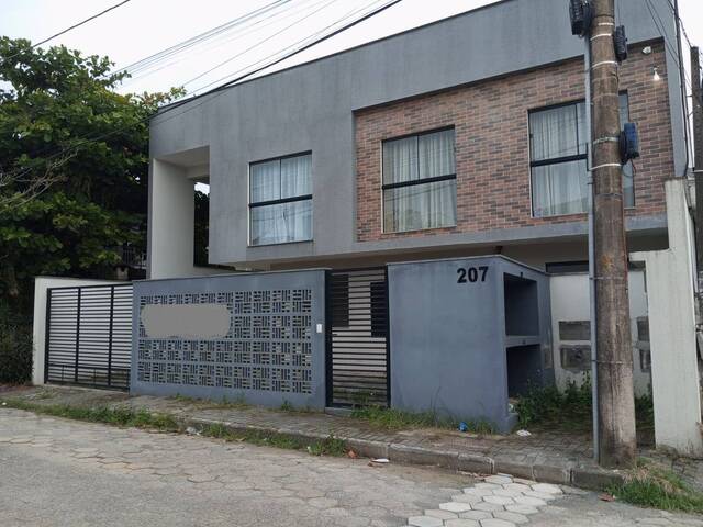 #56 - Apartamento para Venda em São Francisco do Sul - SC