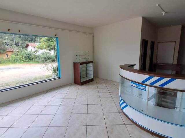 #60 - Sala para Locação em São Francisco do Sul - SC