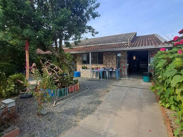 #79 - Casa para Venda em São Francisco do Sul - SC