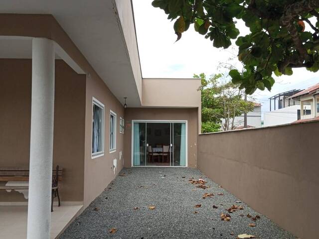 #83 - Casa para Venda em São Francisco do Sul - SC