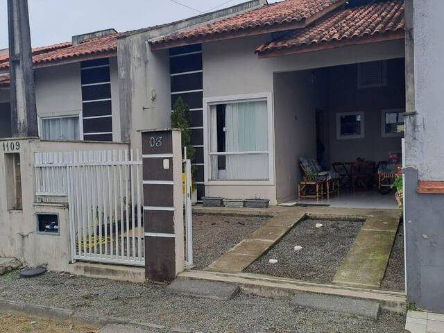 #95 - Casa para Venda em São Francisco do Sul - SC