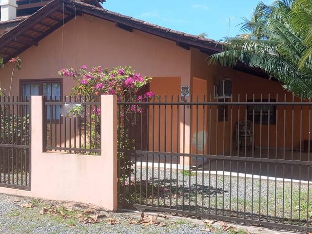 #97 - Casa para Venda em São Francisco do Sul - SC