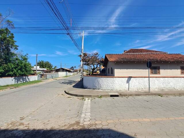 #98 - Casa para Venda em São Francisco do Sul - SC
