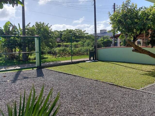 #99 - Sobrado para Venda em São Francisco do Sul - SC