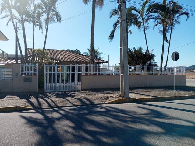 Venda em Praia Grande - São Francisco do Sul