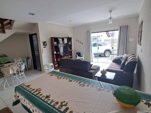 #113 - Sobrado para Temporada em São Francisco do Sul - SC